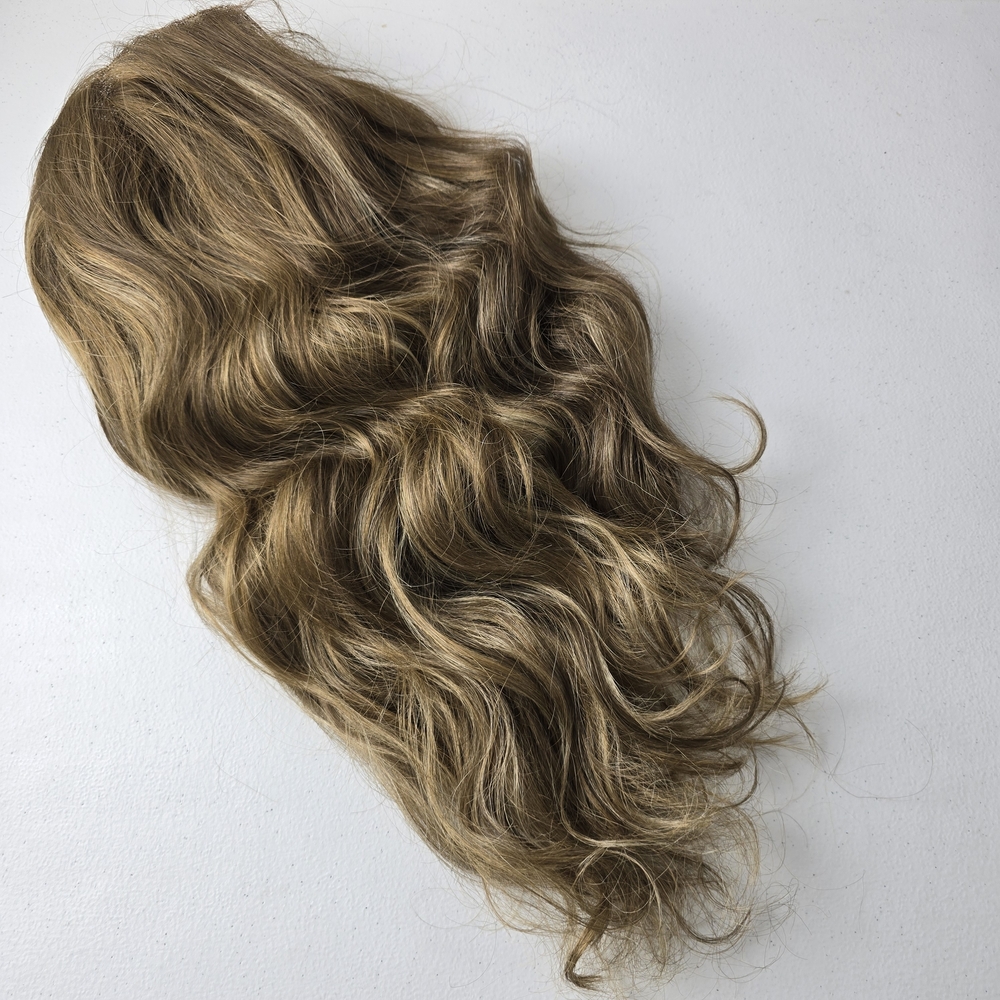 Chelsey Smith Crowns Carry (Heavy Highlights)  (Modified) - Picture 12 of 14